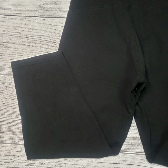 Times Maternity, High Waisted, Compression, Black Leggings, Size Medium - Picture 4 of 13